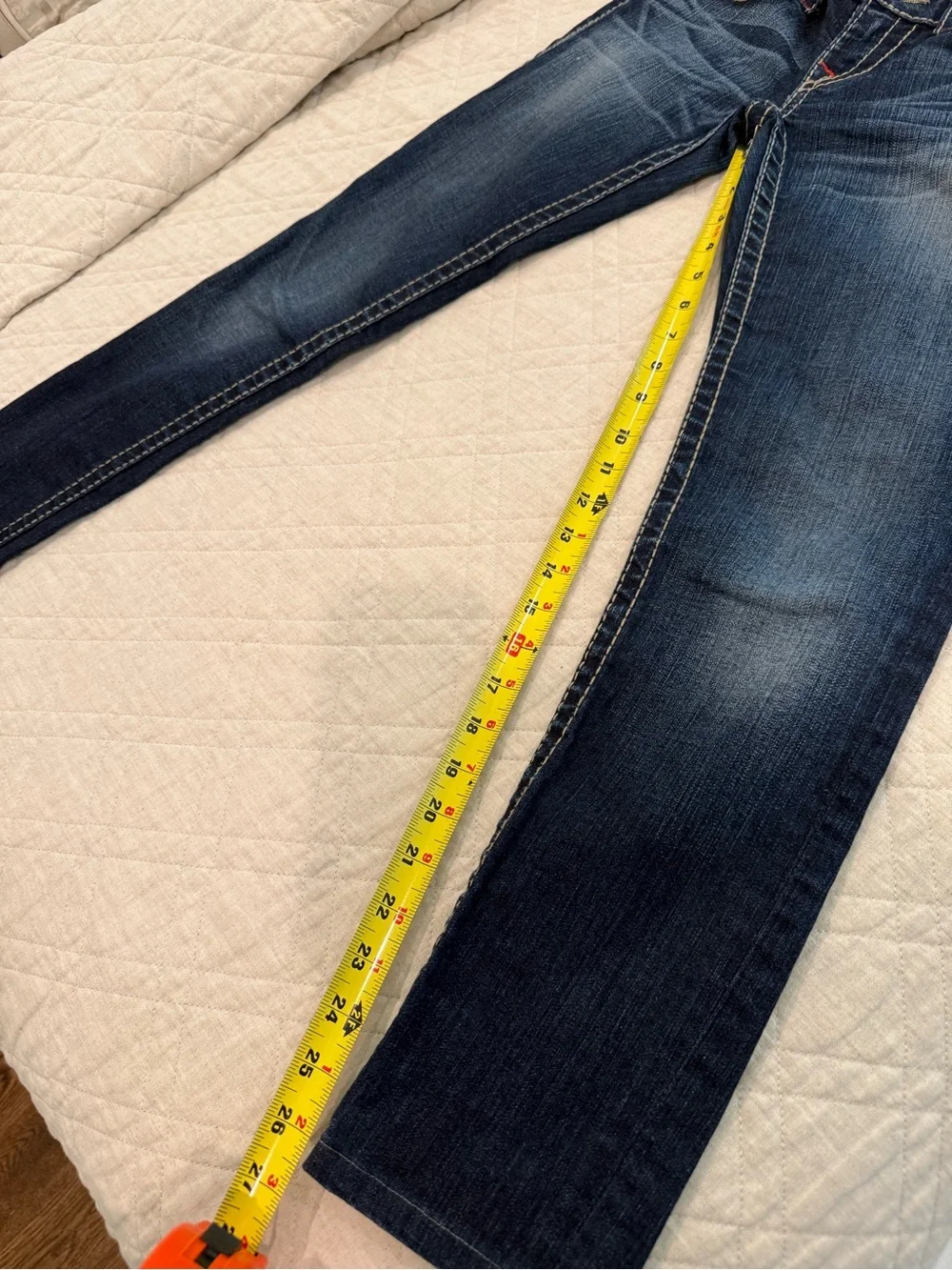 True Religion Dark Wash Women's Skinny Big T  Sz 27